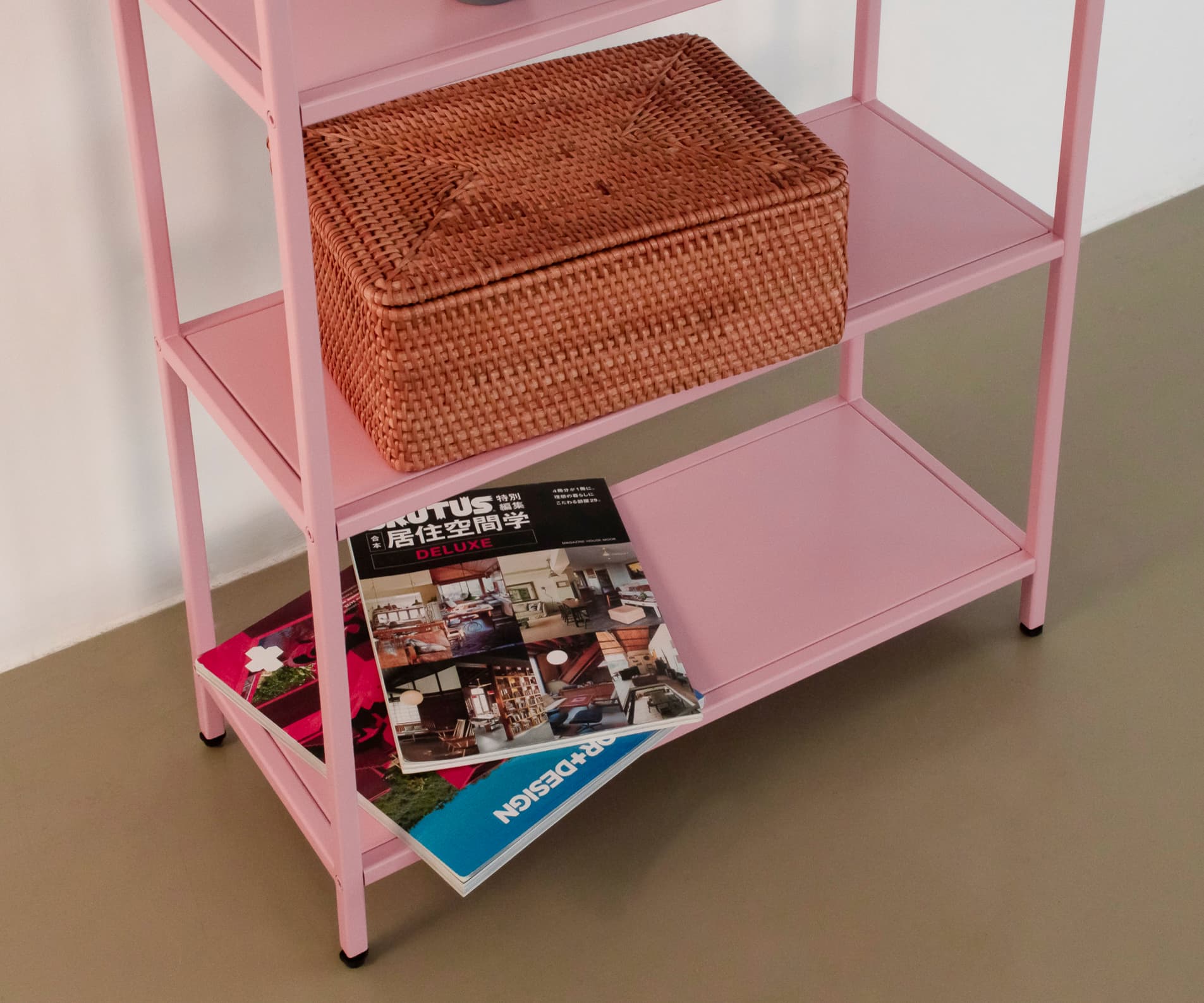 Стеллаж металлический 155х60х25, розовый