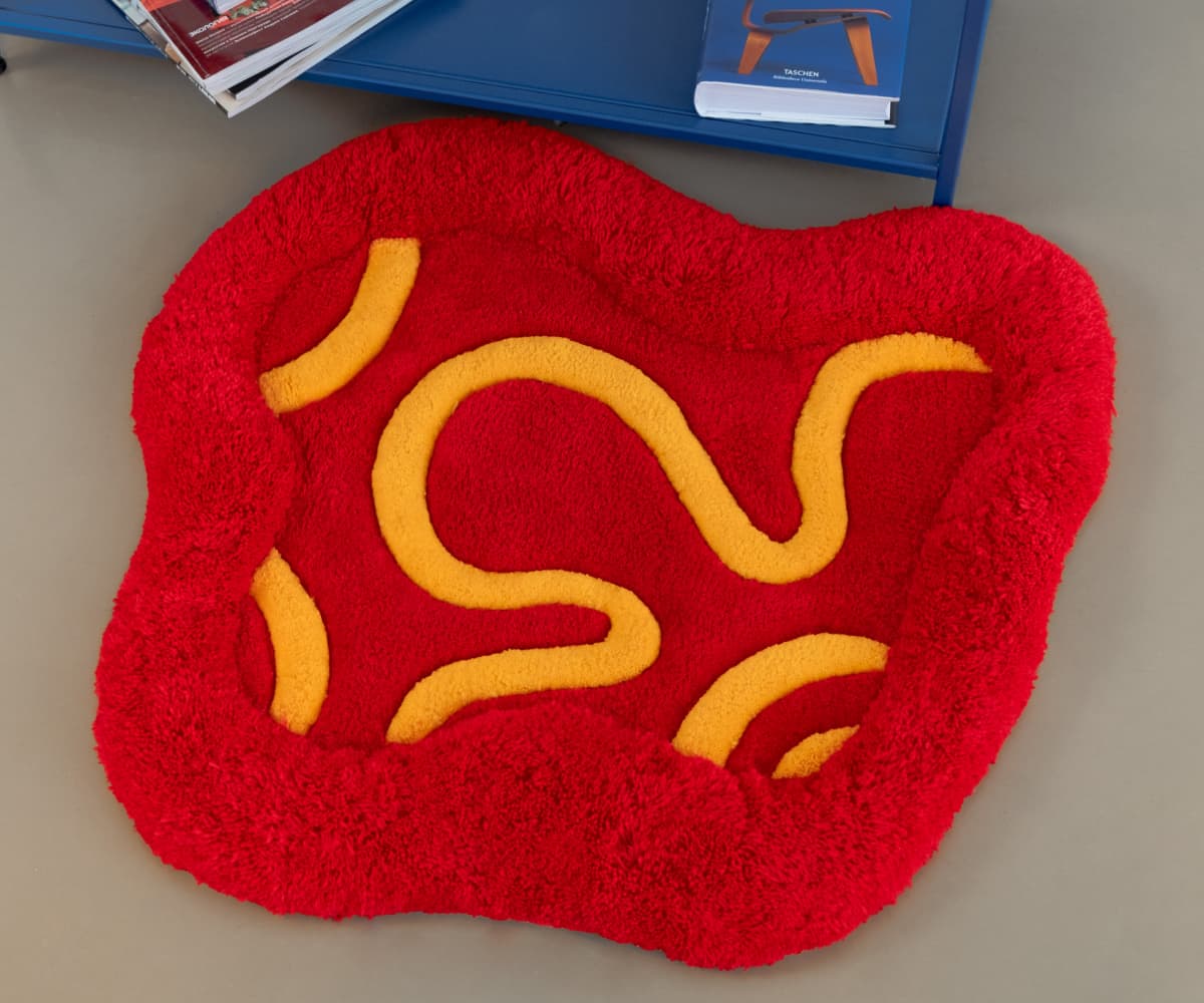 Коврик-лежанка красная, 70х75