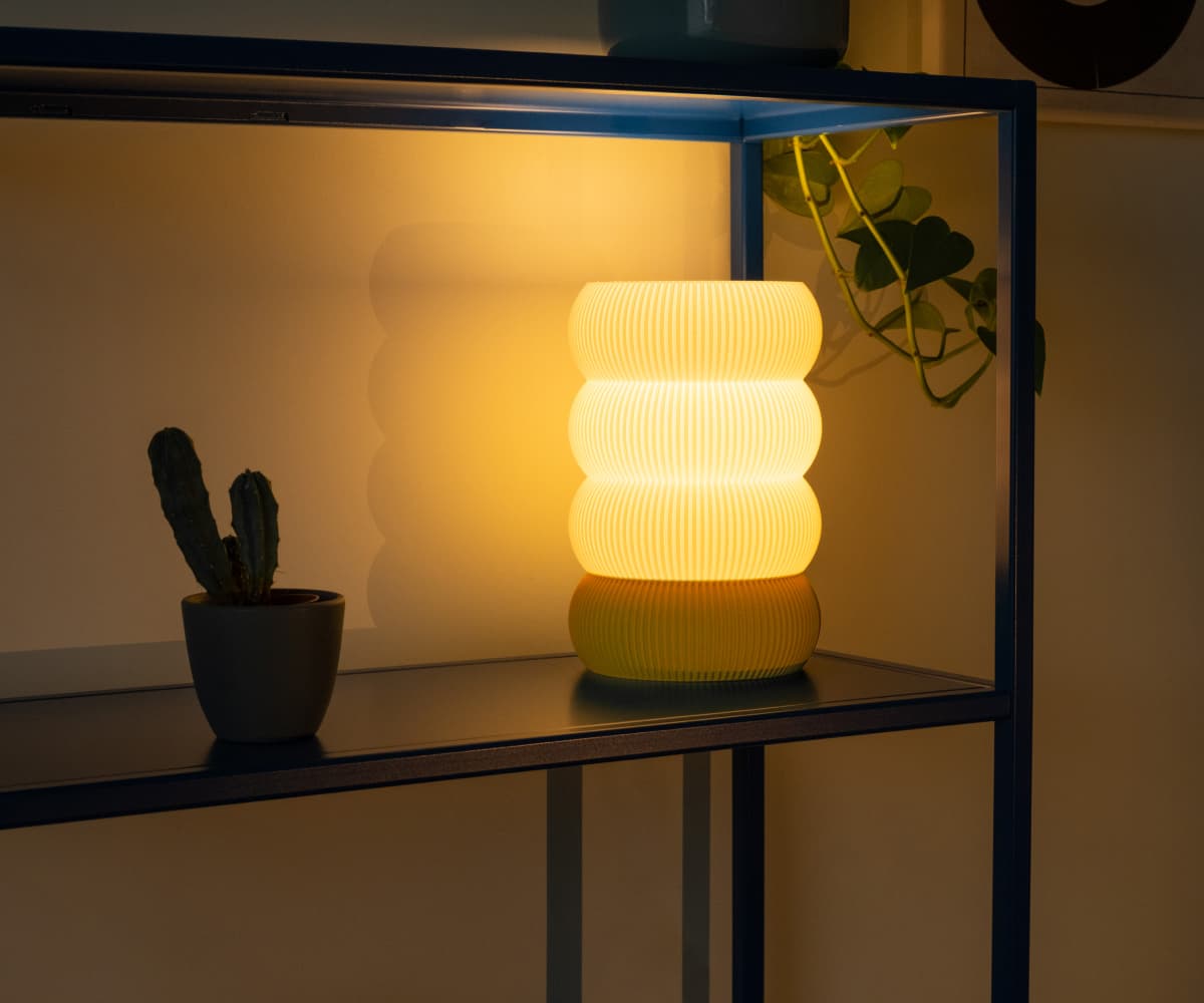 Лампа настольная Totem Yellow