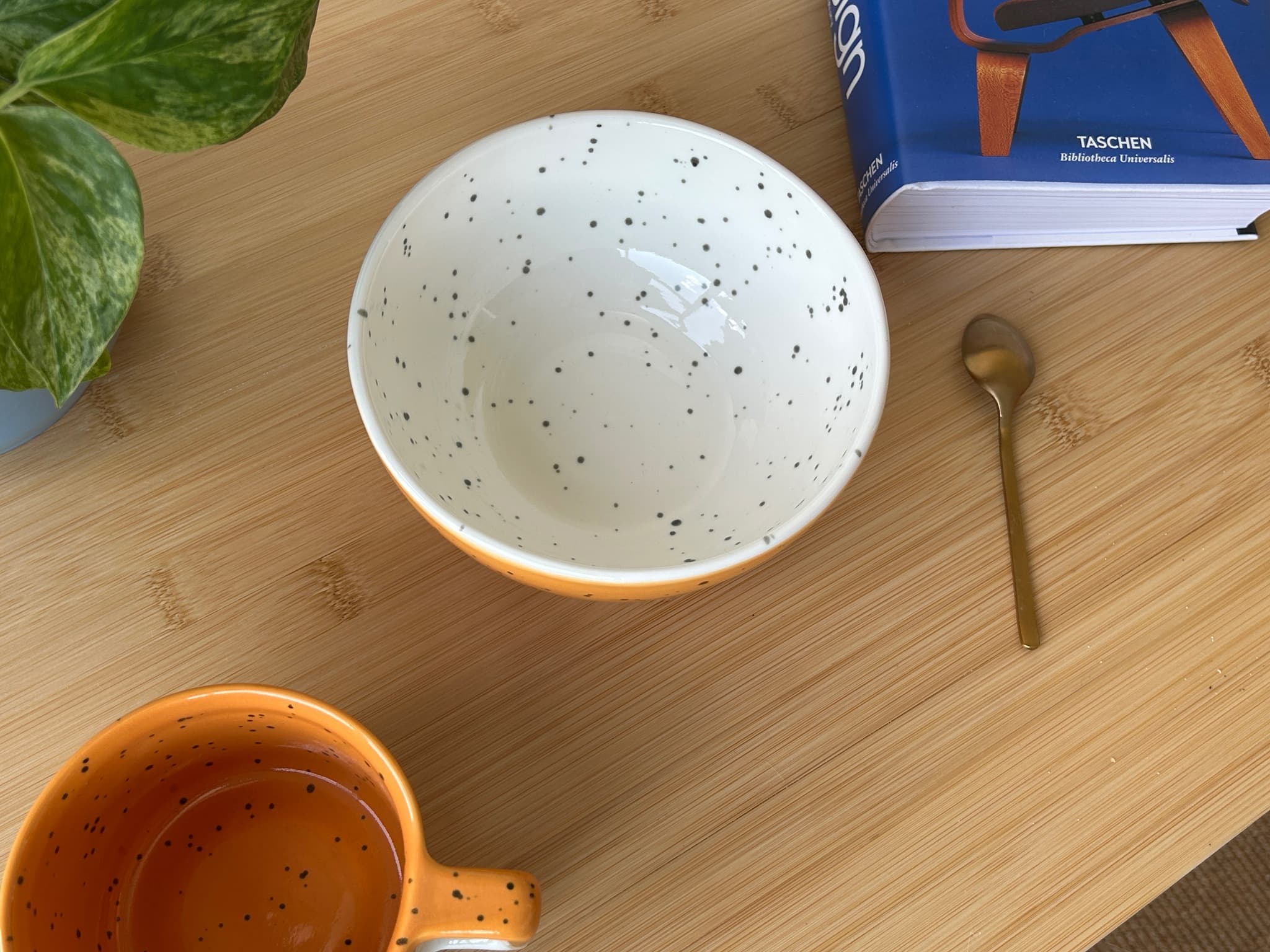 Миска Горчица