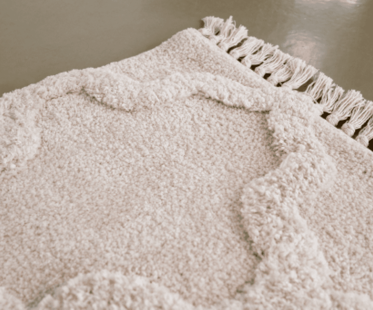 Коврик бежевый, 50х80см