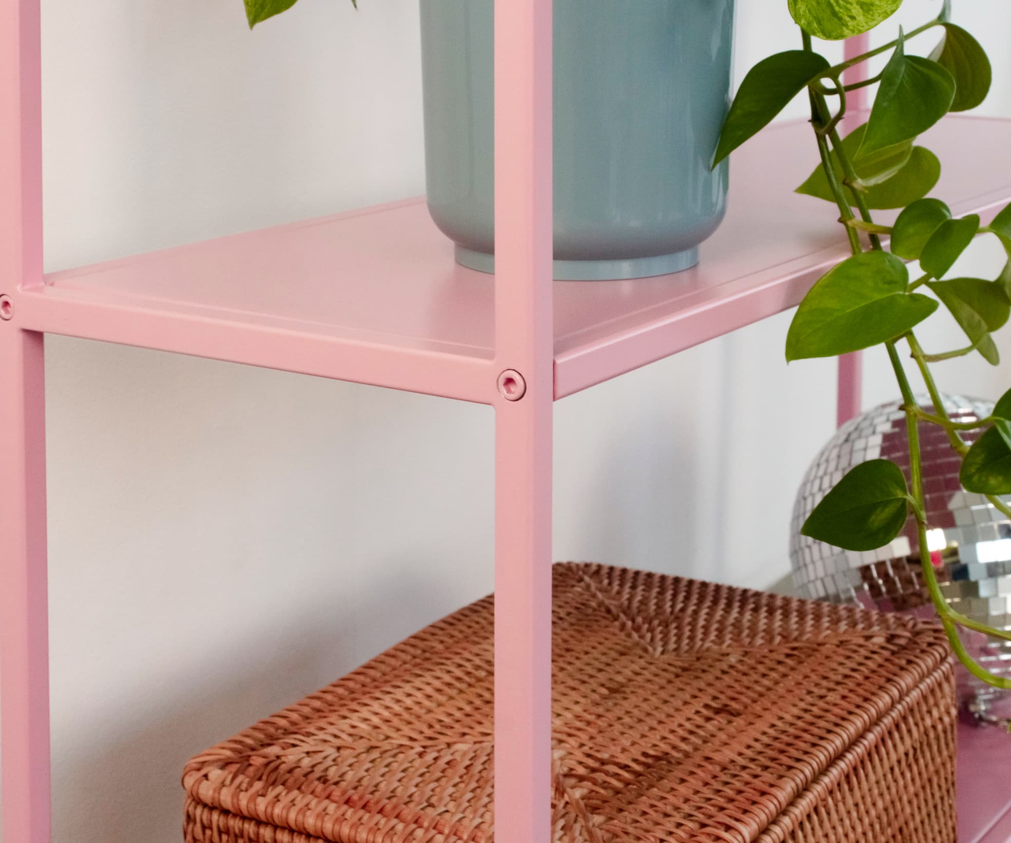 Стеллаж металлический 75х80х25, розовый