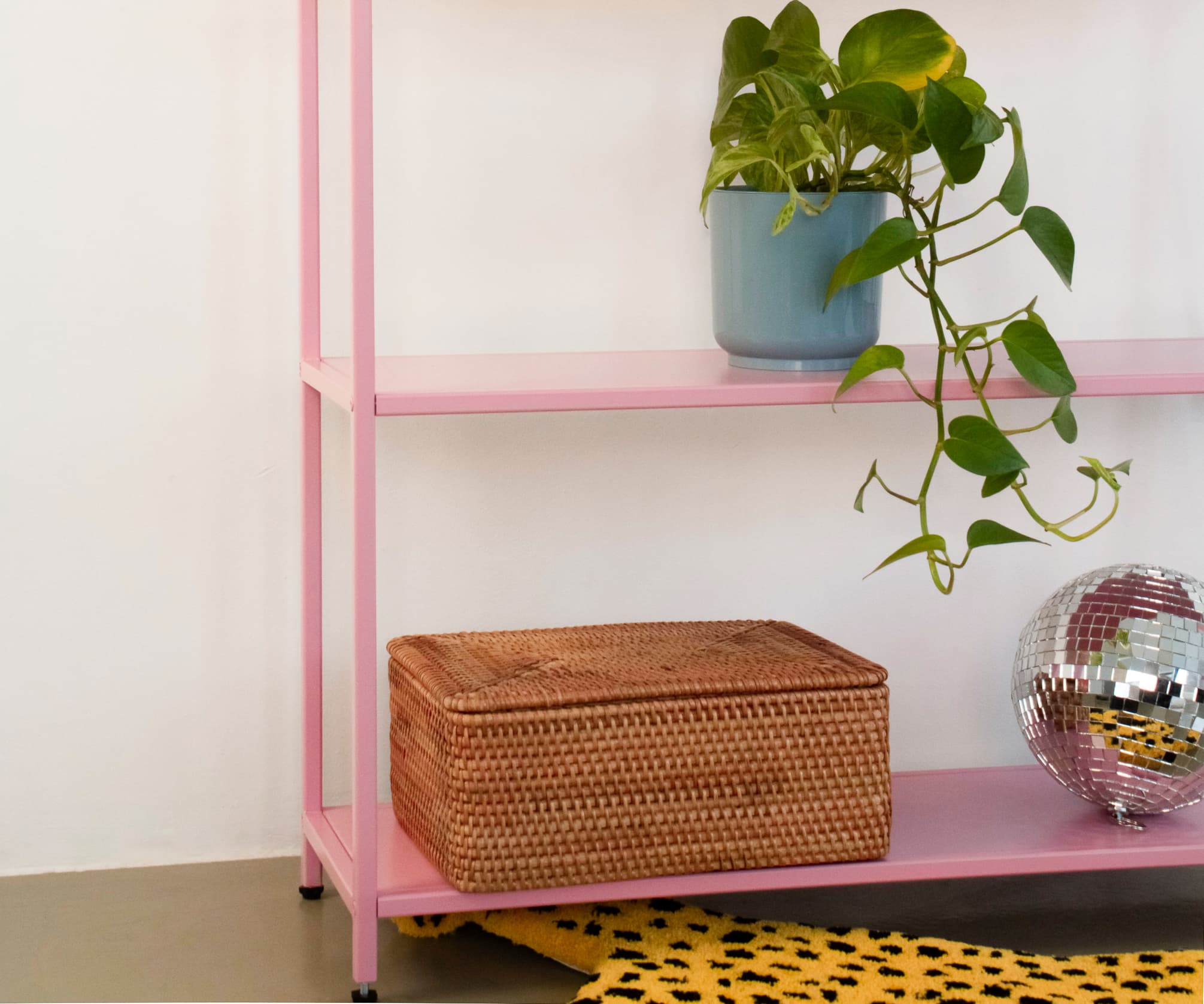 Стеллаж металлический 75х80х25, розовый