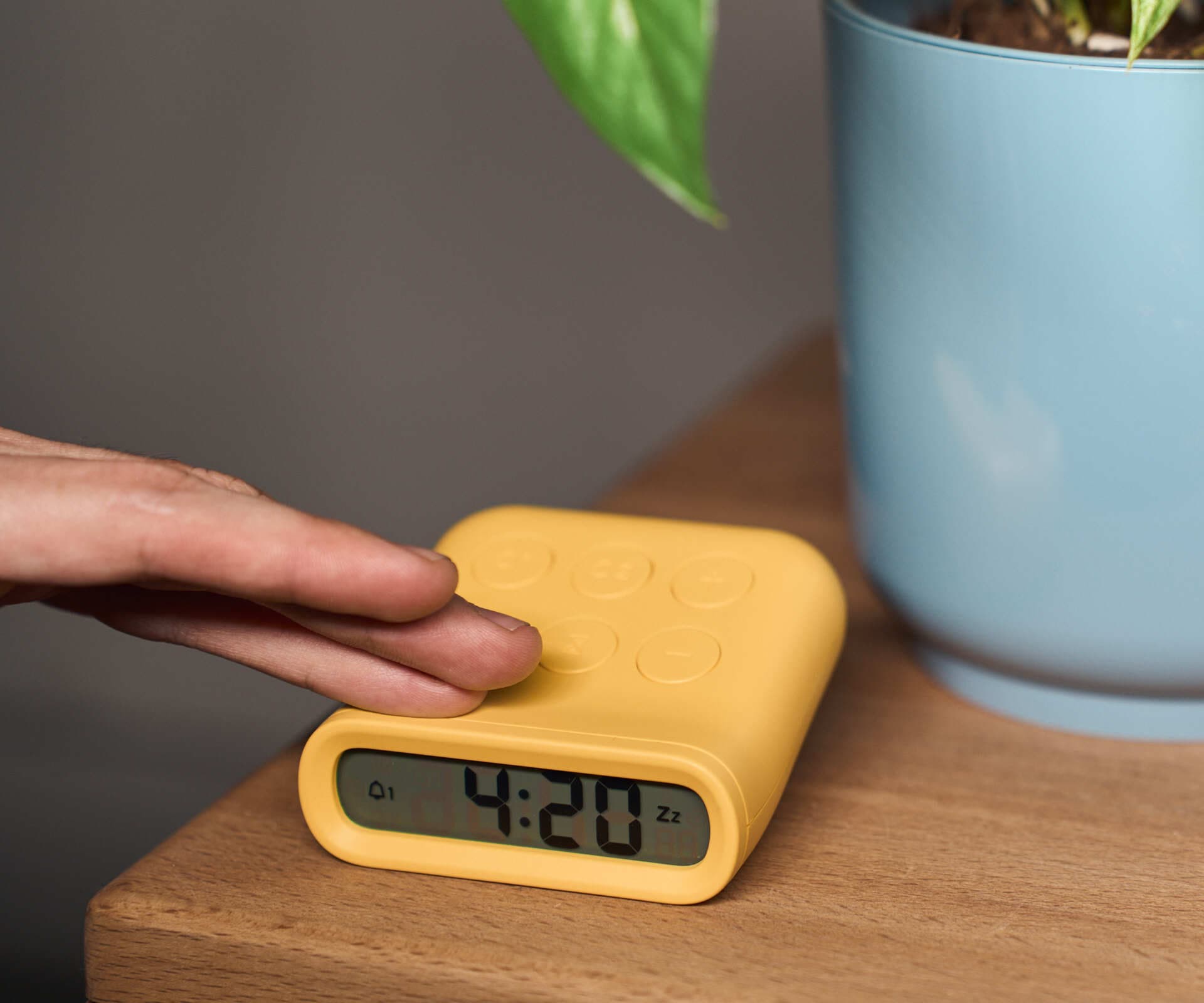 Настольные часы-будильник MUID, желтые