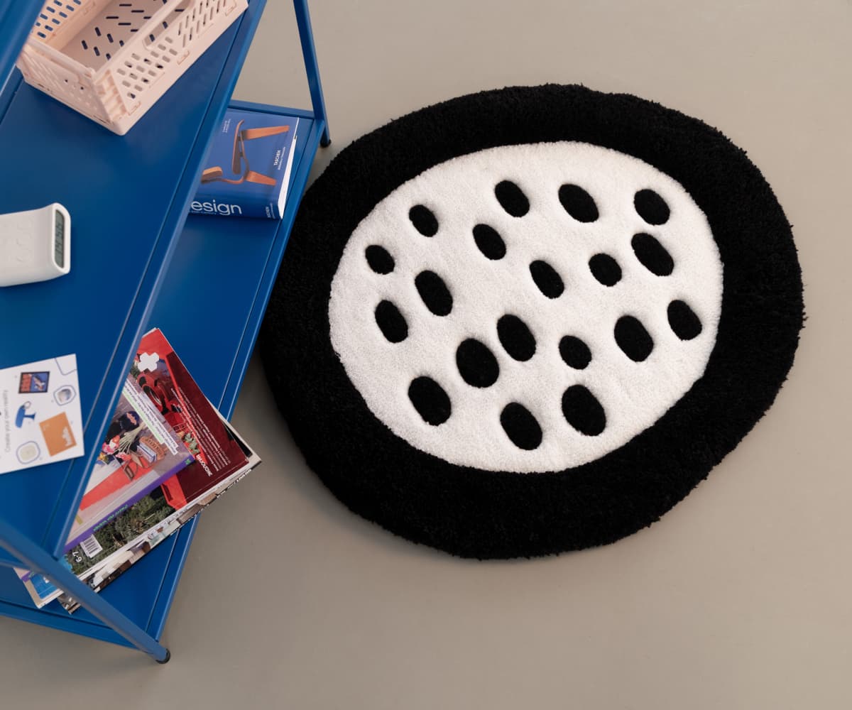 Коврик-лежанка черно-белая, 70х75