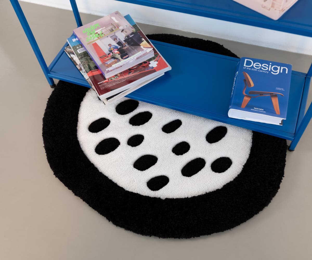 Коврик-лежанка черно-белая, 70х75