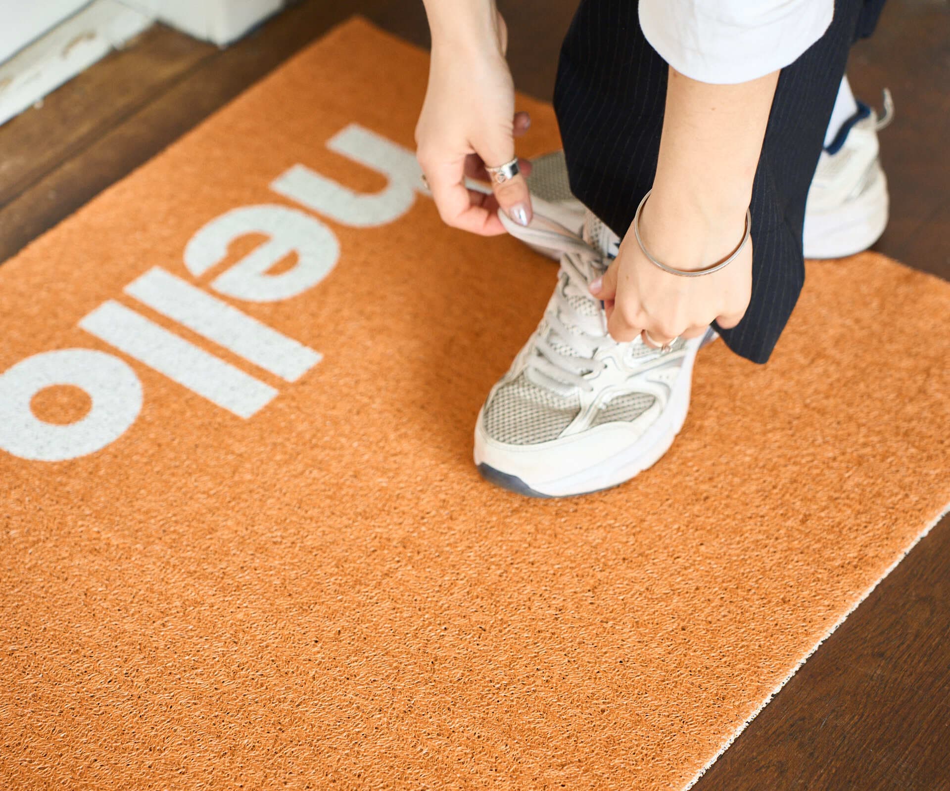 Коврик Hello придверный, оранжевый