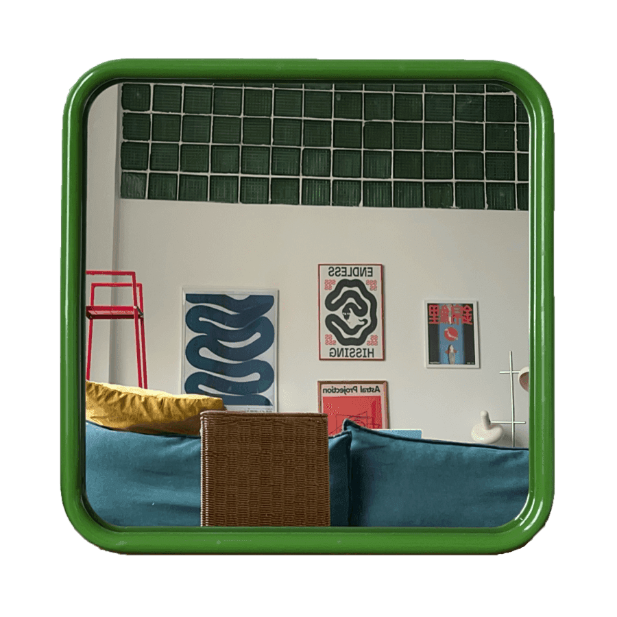 Зеркало на металлической раме, зеленое