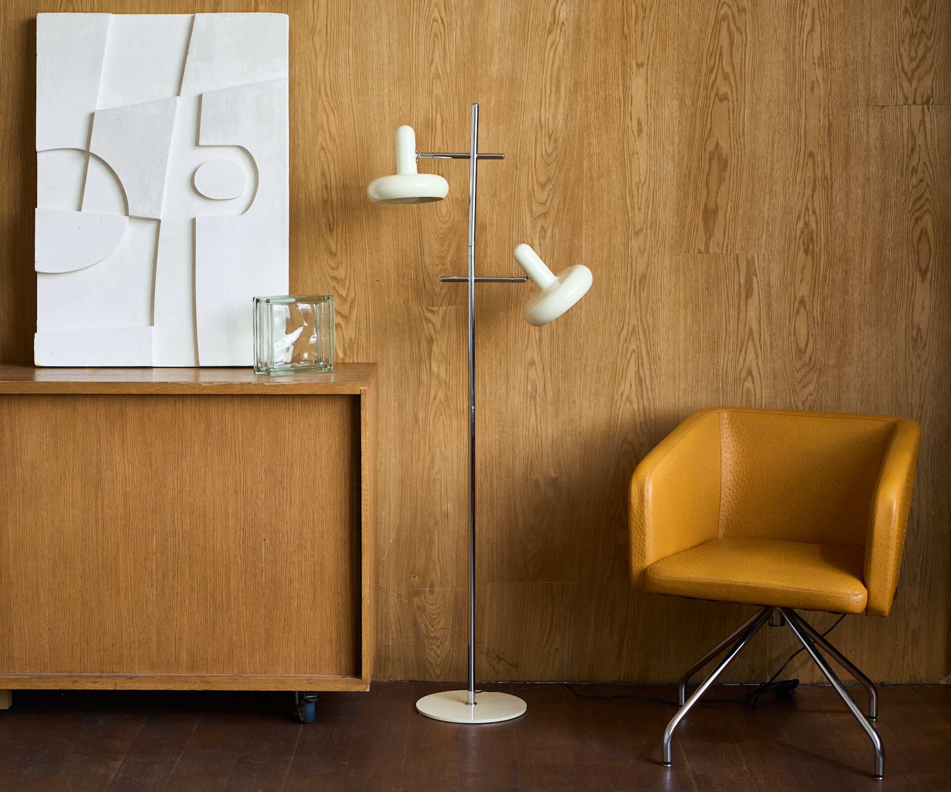 Торшер Bloom, молочный