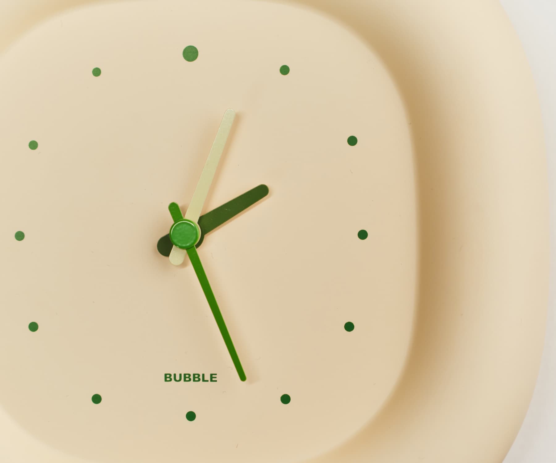 Часы настенные MUID