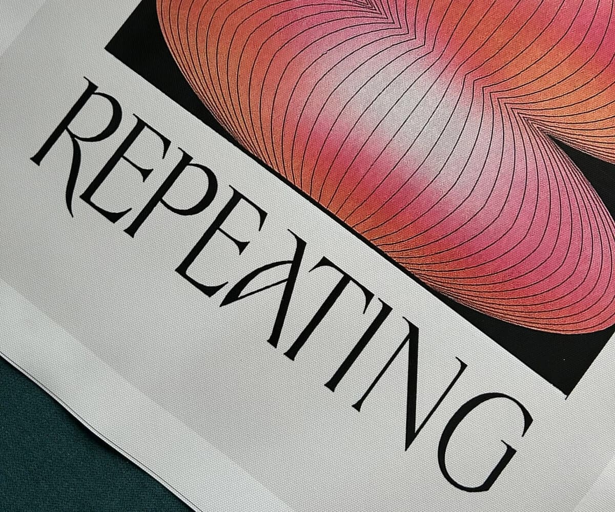 Постер Repeating